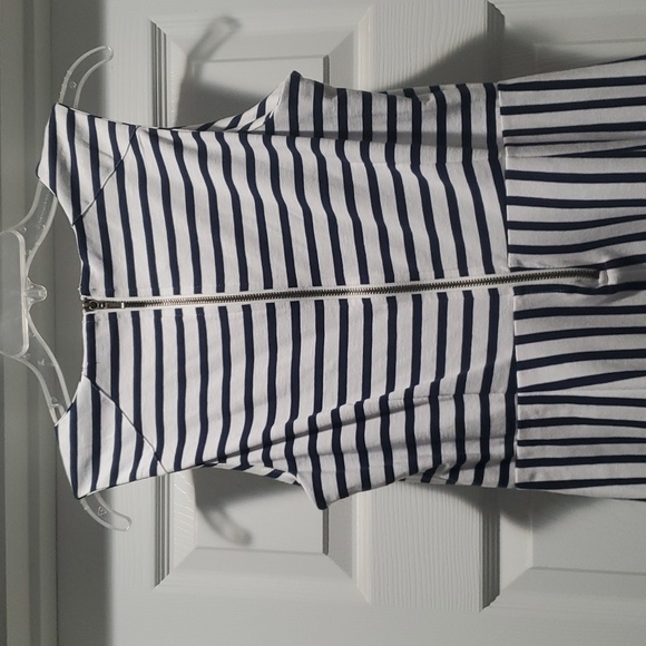 Striped Navy and White Dress with Pockets - Picture 4 of 4
